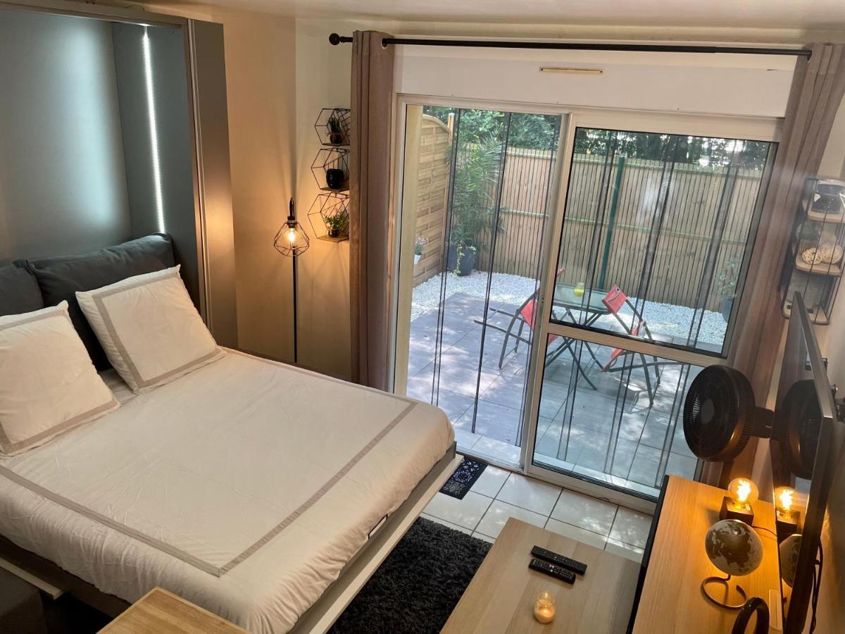 Studio Pessac Centre Tram & Parking Apartamento Exterior foto